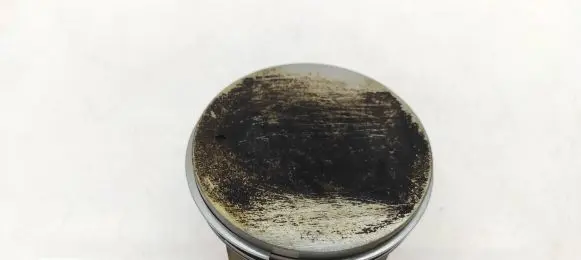 Piston