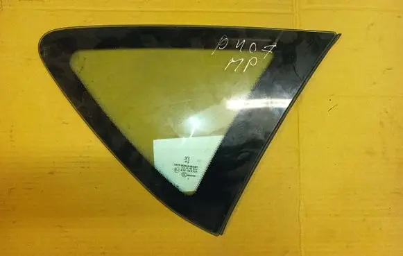 Peugeot 407 Rear side window