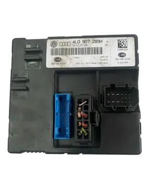 Audi Q7 4L Central body control module 4L0907289H