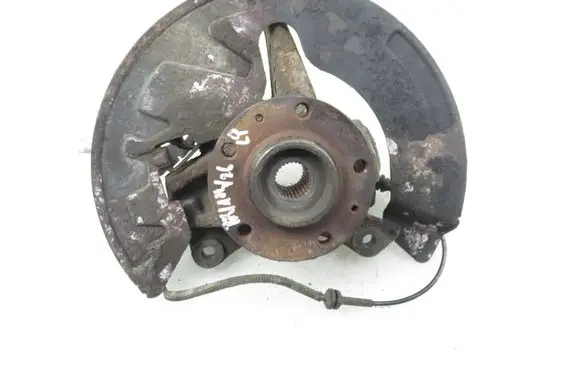 Citroen C5 Front wheel hub spindle knuckle 