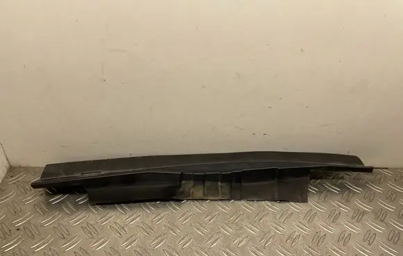 Ford Fusion II Fender end trim DS73A02079AC