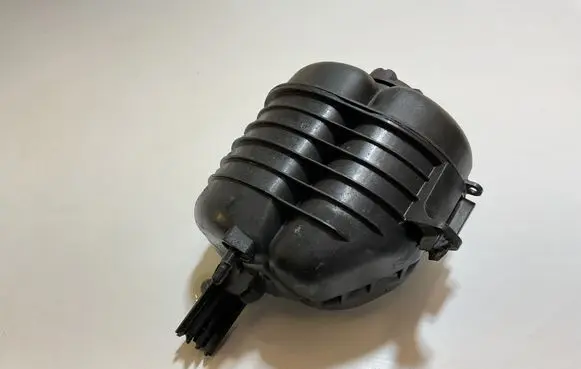 BMW 3 G20 G21 Coolant expansion tank/reservoir 8610652 1713 18779811