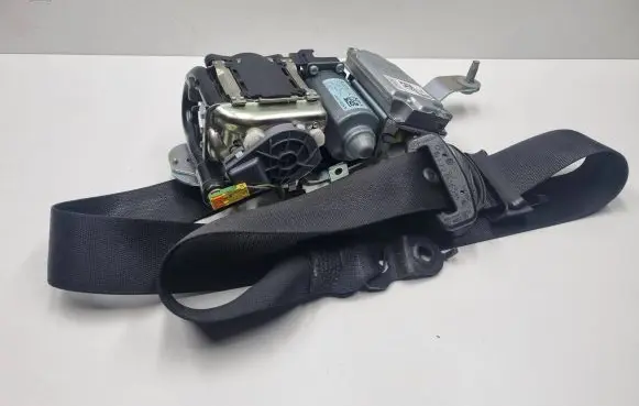 Mercedes-Benz E W212 Front seatbelt A2128606585 A2128607585 2128606585