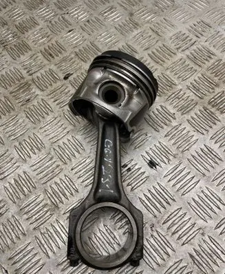 Chrysler Grand Voyager IV Piston with connecting rod 4457
