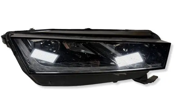Skoda Octavia Mk4 Headlight/headlamp 5E4941016B