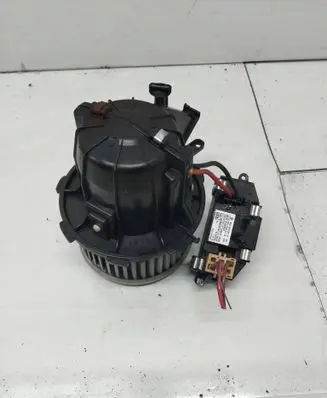 Audi A5 Sportback 8TA Heater fan/blower U0851003