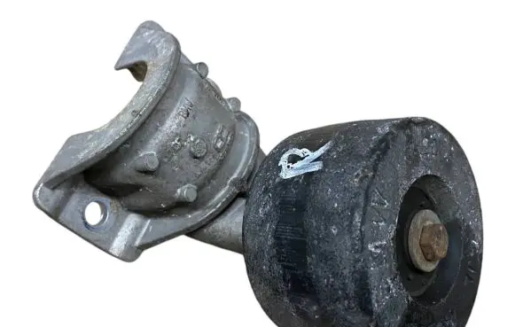 BMW 5 GT F07 Sway bar bush bracket, rear 6852836 33506852836