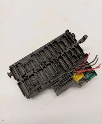 Volkswagen Transporter - Caravelle T4 Fuse box set 357937039