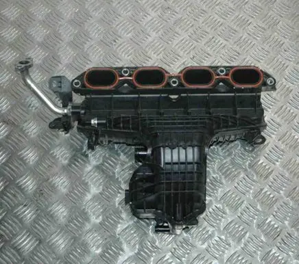 Lexus CT 200H Intake manifold 1712037054