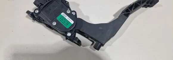 Volkswagen Polo V 6R Accelerator throttle pedal 6Q1721503