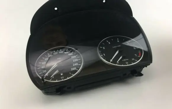 BMW 5 F10 F11 Speedometer (instrument cluster) 6965770 W1697