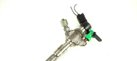 Ford Focus C-MAX Fuel injector 9802448680 50274V05