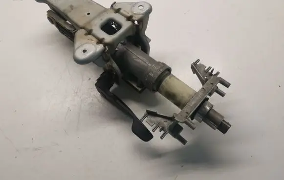 BMW 5 F10 F11 Steering wheel axle 6795346