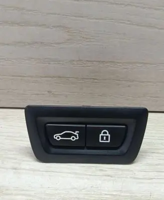 BMW 3 F30 F35 F31 Tailgate/boot open switch button 9275121