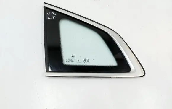 BMW 2 Active Tourer U06 Rear side window 8496251