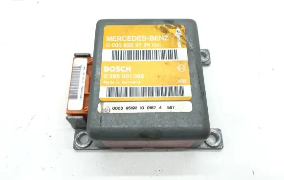 Mercedes-Benz C W202 Airbag control unit/module 0008209726