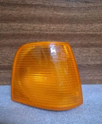 Audi 100 200 5000 C3 Front indicator light
