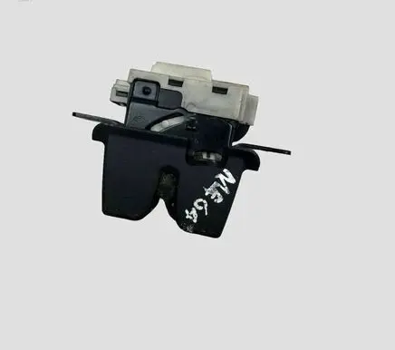 Renault Megane II Tailgate/trunk/boot lock/catch/latch