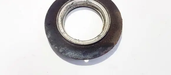 Toyota RAV 4 (XA30) Coil spring mount 