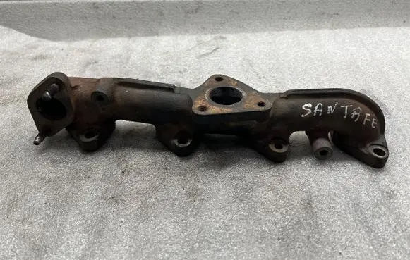 Hyundai Santa Fe Exhaust manifold