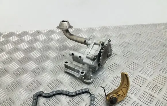 Audi A3 S3 A3 Sportback 8P Oil pump 038115130 1447 BKD