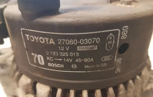 Toyota Avensis T220 Generator/alternator 2706003070 0123325013