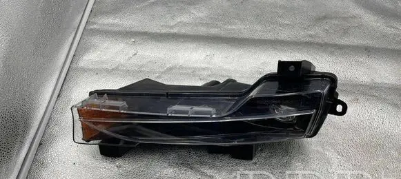 Tesla Model Y Front fog light 107739100E 107739