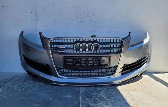 Audi Q7 4L Front bumper