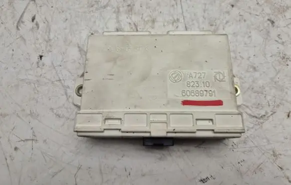 Alfa Romeo 156 Comfort/convenience module 60689791