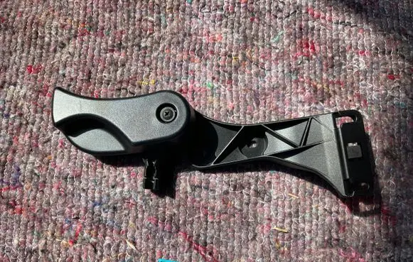 BMW 1 F20 F21 Engine bonnet (hood) release handle 73263657309606