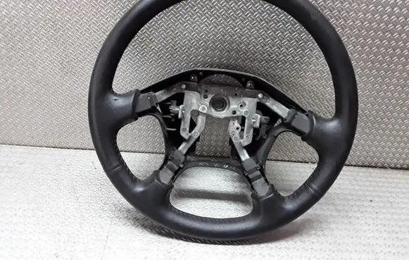 Mitsubishi Outlander Steering wheel