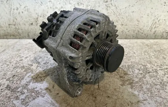 BMW X3 F25 Generator/alternator 8507625 2608668D FG23S032