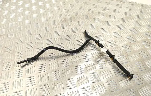 Fuel return line/hose
