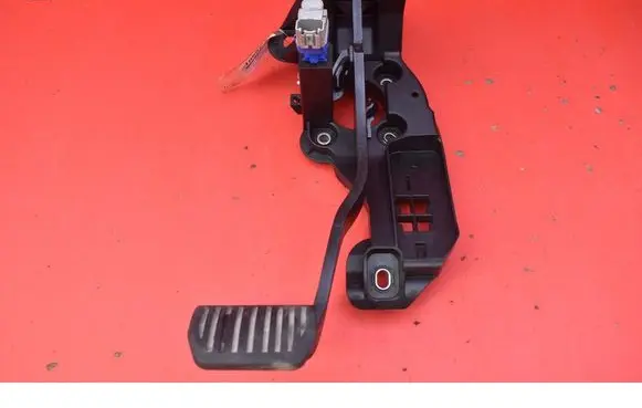 Ford S-MAX Accelerator throttle pedal E1GC9F856ME