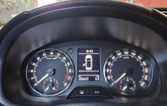 Skoda Fabia Mk2 (5J) Speedometer (instrument cluster) 5J0920841K IMPRK1571584