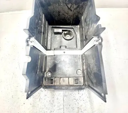 Battery box tray