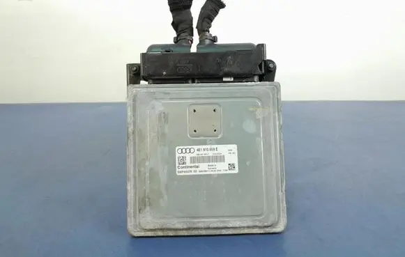 Audi A8 S8 D3 4E Engine control unit/module ECU 4E1910559E