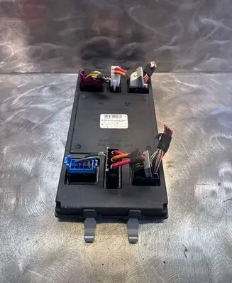 Mercedes-Benz ML W164 Fuse box set A1645406501 A1645453916
