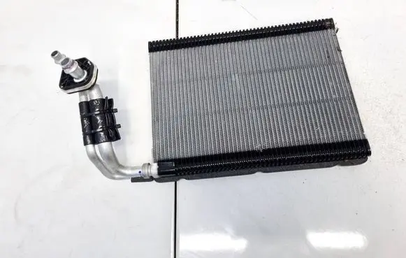 BMW 3 F30 F35 F31 A/C cooling radiator (condenser) 124160704
