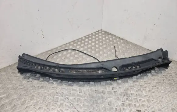 Renault Koleos I Wiper trim 668639460R 668630395R