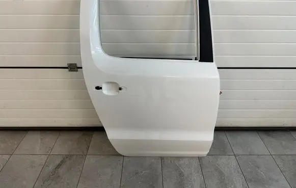 Volkswagen Amarok Rear door 2HH833312