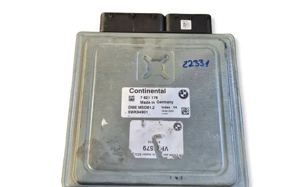 BMW 3 E90 E91 Engine control unit/module 7621178 5WK94901 DMEMSD812