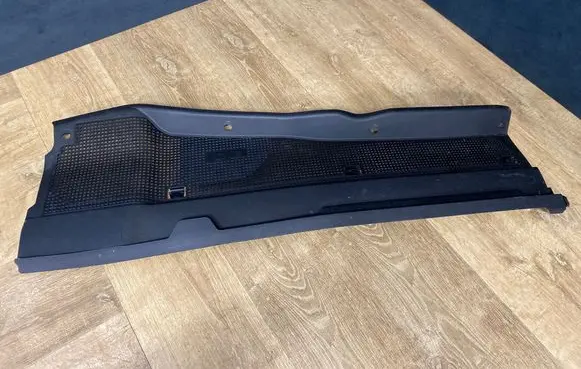 Jaguar E-Pace Wiper trim J9C302223AE J9C302223BE