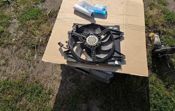 Ford Ka Electric radiator cooling fan 51787111