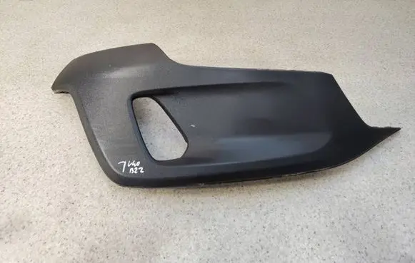 Volvo V40 Cross country Front bumper corner part panel trim 31353341