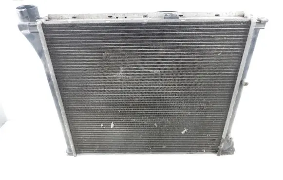 Volkswagen I LT Coolant radiator 075121253K