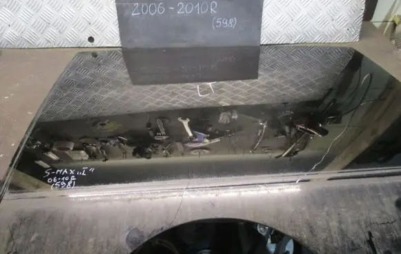 Ford S-MAX Sliding door window/glass 