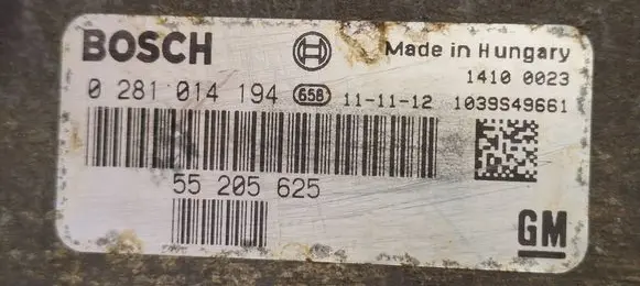 Opel Zafira B Engine control unit/module 0281014194 55205625 1039S49661