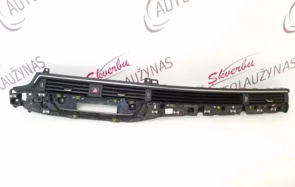 Audi A4 S4 B9 Dash center air vent grill 8W1820902D 8W1820902 8W0971659
