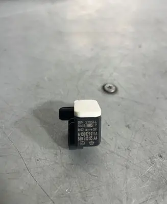 Mercedes-Benz B W246 W242 Airbag deployment crash/impact sensor A1668210151 56054085AA 56659657